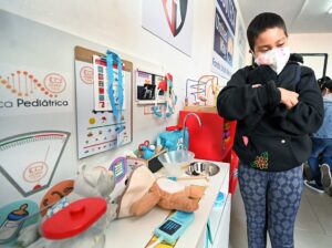 Inauguran ludoteca de Nariz Roja y entregan apoyos a familias de niños con cáncer - ZMG Noticias