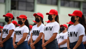 Buscan diputados de Morena hacer obligatorio el servicio militar para mujeres