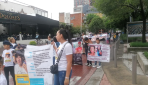 Familias exigen localización de sus desaparecidos