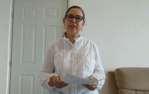 Regidora se retracta de ‘nepotismo’ y dice temer a Salvador Llamas