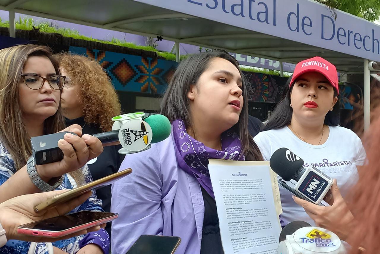 Por omisiones y re victimización, Las Paritaristas presentaron queja en Derechos Humanos por el caso de Luz Raquel - ZMG Noticias