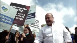 Reciben a gobernador con manifestación en arranque de obra de nueva preparatoria para Tonalá - ZMG Noticias