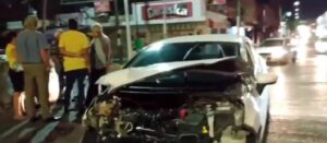 Aparatoso choque en Federalismo y Patria