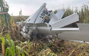 Cae avioneta cerca del aeropuerto de Toluca