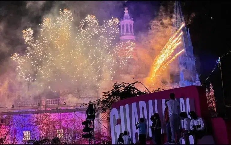 Música, antojitos, alegria y fiesta en el centro de Guadalajara por los festejos de la Independencia - ZMG Noticias