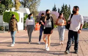 Adiós cubrebocas de UdeG