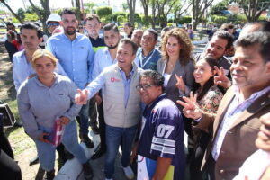 Enchulan Guadalajara en 11 colonias en beneficio de 36 mil personas - ZMG Noticias