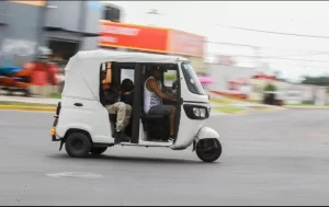 Mototaxis seguirán irregulares, CROC