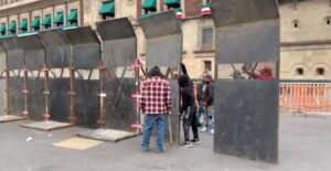 Blindan Palacio Nacional, temen disturbios