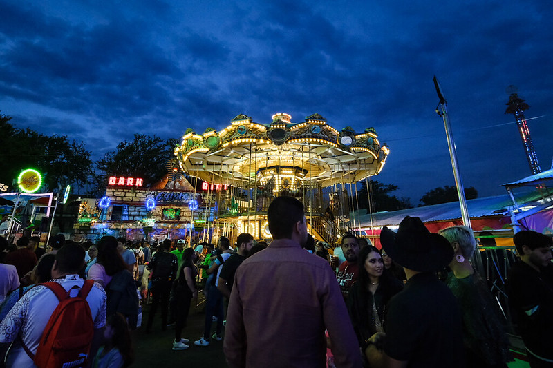 Más de 212 mil personas han visitado las Fiestas de Octubre en su primer semana - ZMG Noticias