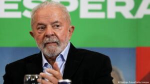 Lula da Silva a la cabeza en encuestas presidenciales