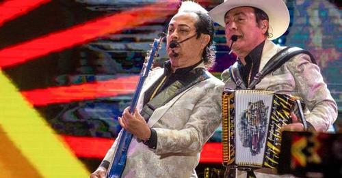 Falleció la madre de Los Tigres del Norte, les avisan en plena presentación - ZMG Noticias