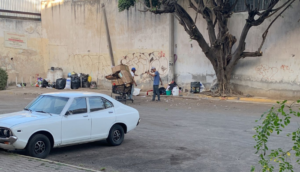 Sufren por presencia de indigentes