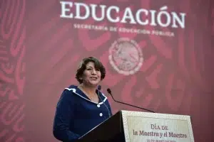 Temporalmente no se aplicará el nuevo plan de estudios de la SEP; Leticia Ramírez
