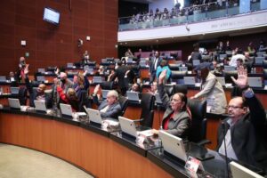 AMLO agradece a senadores aprobar la reforma militar