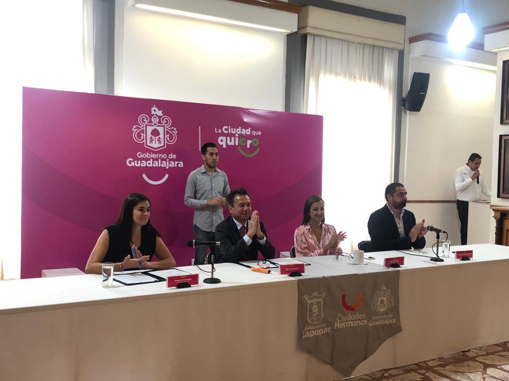 Firman convenio Guadalajara y Zapopan con Hoteles para erradicar el abuso infantil y la trata de personas - ZMG Noticias Firman convenio Guadalajara y Zapopan con Hoteles para erradicar el abuso infantil y la trata de personas - ZMG Noticias