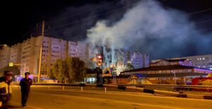 Avión ruso se estrella en edificio de su propio territorio, hay dos muertos y 15 herido (videos)s