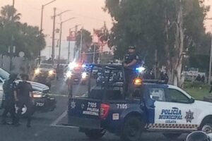 Imparable la violencia en Guanajuato; ocho personas muertas en ataque a policías en Celaya (videos)