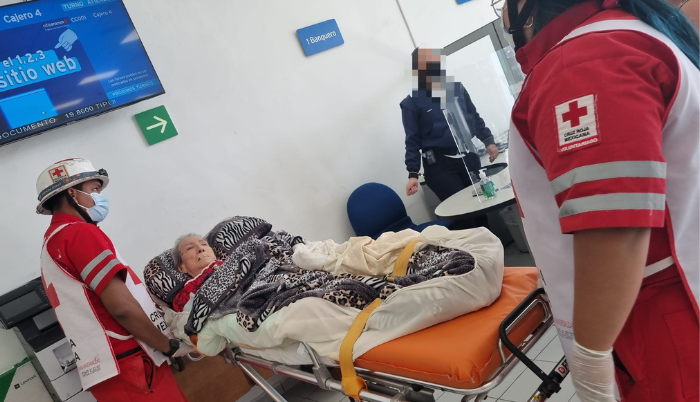 Banco se disculpa por el caso de doña Dolores - ZMG Noticias