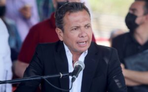 «No hay denuncias» contra funcionarios señalados en mantas; Lemus