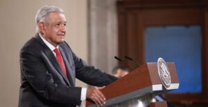 “Avalancha de votos” pide AMLO para sucesor en el 2024
