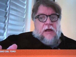 Dialoga Guillermo del Toro con asistentes a la FIL sobre la creación de Pinocho, una celebración a la desobediencia - ZMG Noticias