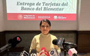 Desde hoy se cambian las tarjetas de apoyos federales a adultos mayores