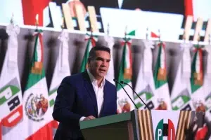 “Me pueden presionar, perseguir y amenazar, pero el PRI votará contra al reforma electoral”; Alito Moreno