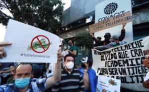 15.9 millones de pesos pagó Conacyt a despacho privado