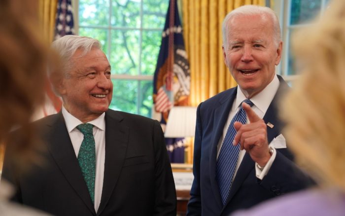 López Obrador pide a Biden que “por amistad y por diplomacia” aterrice en el AIFA en su visita a México