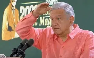 AMLO exige explicación a dueño de Oxxo por aumento a la Coca-Cola, gansitos y papas
