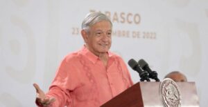“Que el Poder Judicial resuelva si debe renunciar”: AMLO sobre plagio de ministra