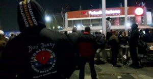 Detienen a 14 presuntos revendedores de boletos del concierto de Bd Bunny