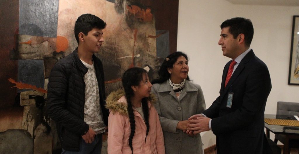 Familia de Pedro Castillo llega a México tras recibir asilo político - ZMG Noticias Llega a México la familia del expresidente Pedro Castillo tras recibir asilo político del gobierno de López Obrador