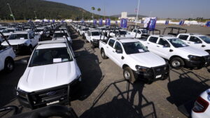 Entregan más de 104 patrullas policiacas a municipios de Jalisco con recursos del FASP - ZMG Noticias