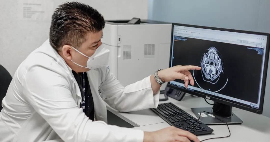 Extirpan exitosamente tumor cerebral del tamaño de una manzana en IMSS de Chiapas