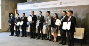 A partir del 1º de marzo los bancos aceptarán pasaporte y matrícula consular como identificación oficial