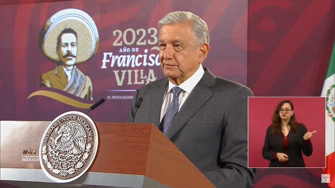 AMLO sube el tono contra Córdova: 'es un farsante, no tiene ideales', dice