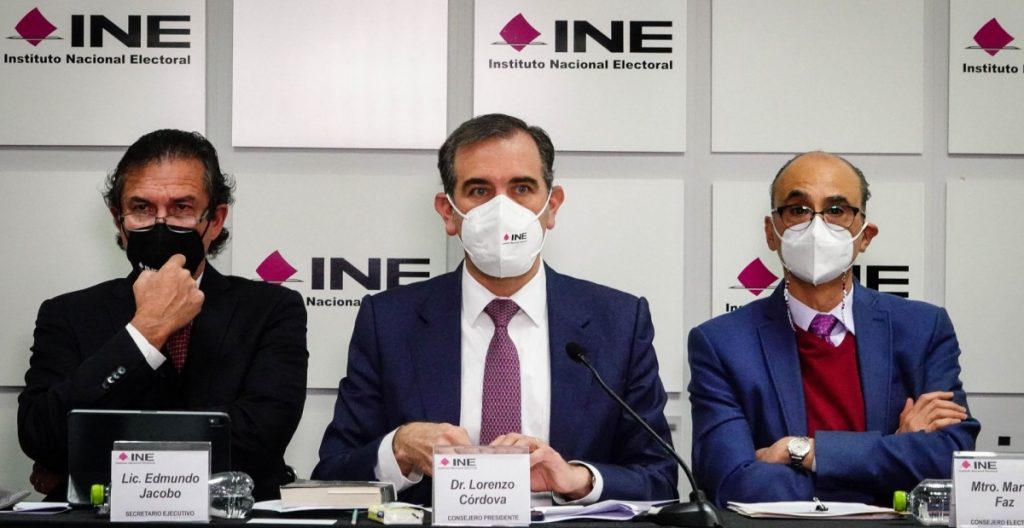 El INE impugnará ante la Corte el plan B electoral al advertir que traerá riesgos a la democracia