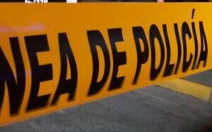 Asesinan a puñaladas a dos hombres en Vistas del Pedregal