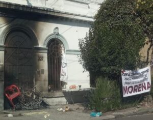 Actriz acusa a Morena de querer despojarla de su casa