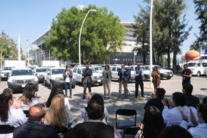 Entregan vehículos para reforzar atención en clínicas y centros de Salud de Jalisco - ZMG Noticias