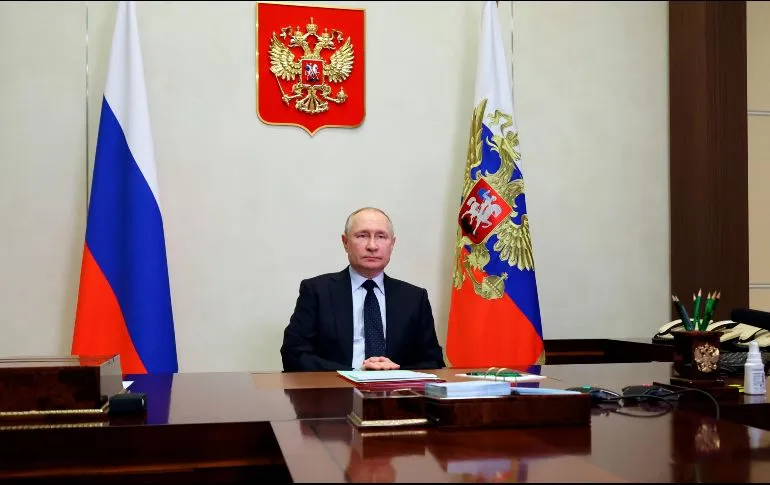 Putin acusa a Ucrania de crímenes "neonazis" en conmemoración del Holocausto