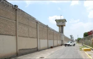 Por dinero y un cinturón asesinan a preso de Puente Grande