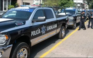 Sujeto despoja de 320 mil pesos a hombre dentro de banco en GDL