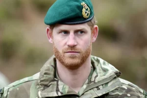 Por asesinar a 25 afganos, Al Qaeda amenaza de muerte al príncipe Harry