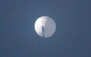 Globo espía es rastreado por EU y Canadá; China reconoce que es suyo
