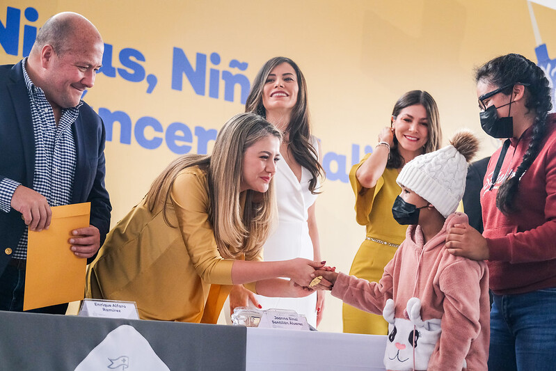 Unión de gobierno y sociedad la clave para atender el cáncer infantil - ZMG Noticias