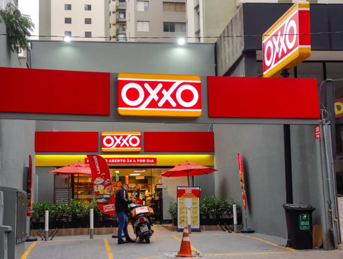 ¡Sorpresa! Ahora Oxxo también ofrecerá seguros para autos - ZMG Noticias Oxxo ofrecerá seguro para autos en alianza con Chubb