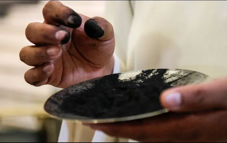 Miércoles de Ceniza ¿De qué hacen la ceniza? Estos son los mitos y realidades